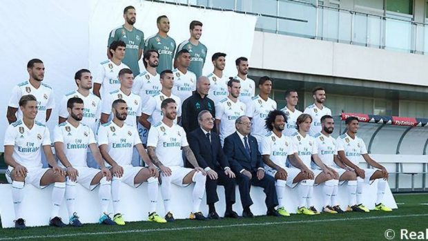 Modric ocupa el puesto de Cristiano en la foto oficial del Real Madrid