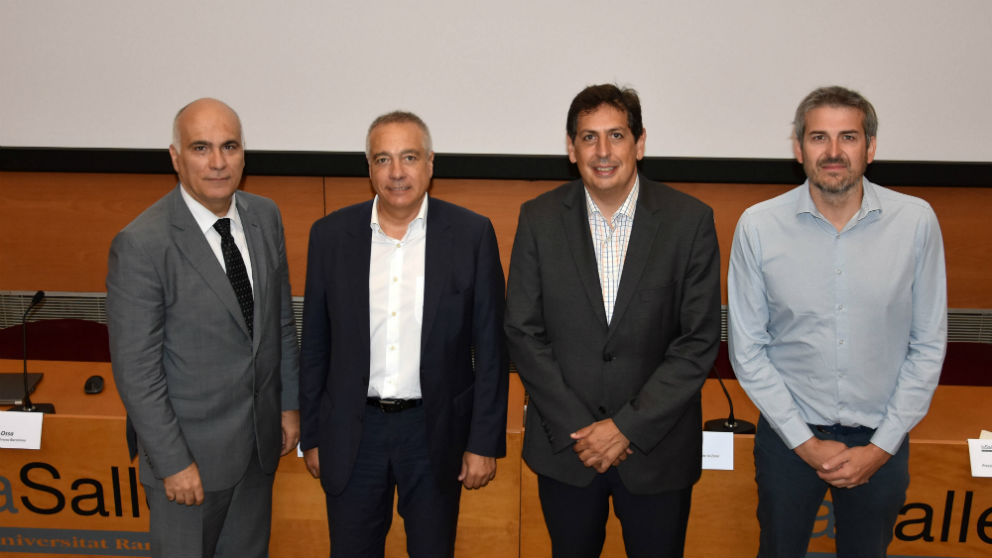 Josep Miquel Piqué (presidente ejecutivo de La Salle Technova Barcelona); Pere Navarro (delegado Especial del Estado en el Consorci de la Zona Franca de Barcelona); Josep Martí Santos (director general de La Salle Campus Barcelona-URL) y Javier la Osa (Director de La Salle Technova Barcelona).