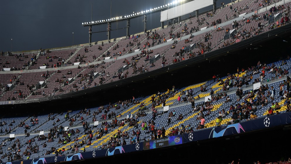 El Camp Nou, en los instantes previos al partido. (Getty)