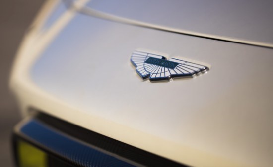 Aston Martin se estrena en la Bolsa de Londres con importantes caídas