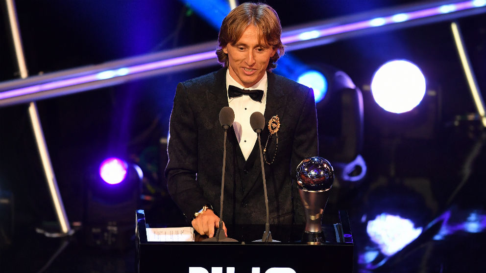 Luka Modric, dando su discurso tras ganar el The Best. (AFP)