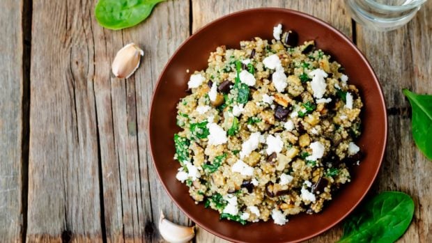 quinoa con champiñones y espinacas