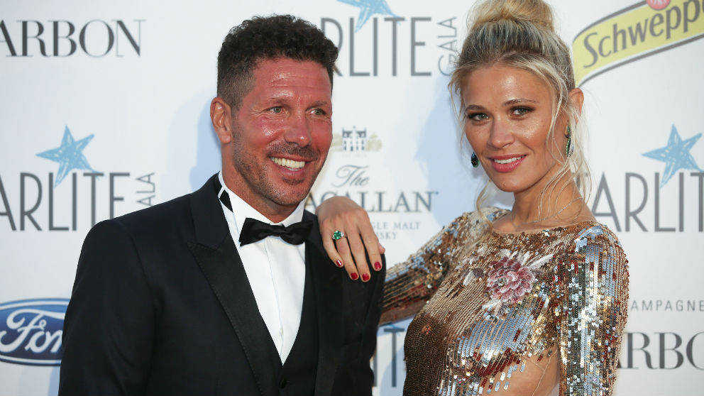 El Cholo Simeone y Carla Pereyra. (Getty)