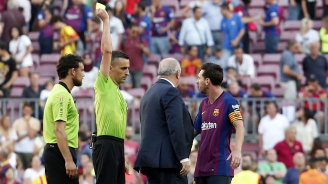 Messi vuelve a encararse con un árbitro: «Me estás amenazando»