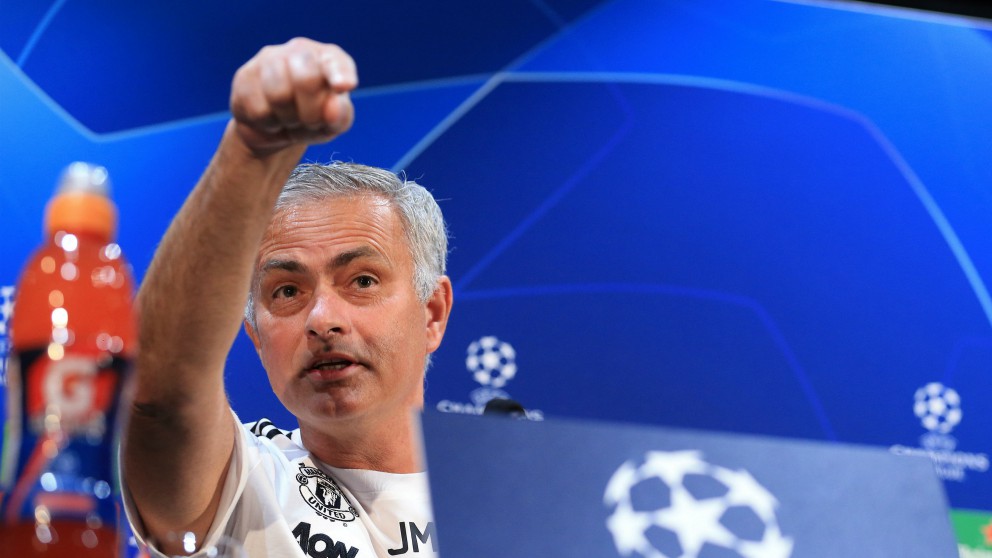 José Mourinho, en rueda de prensa. (AFP)