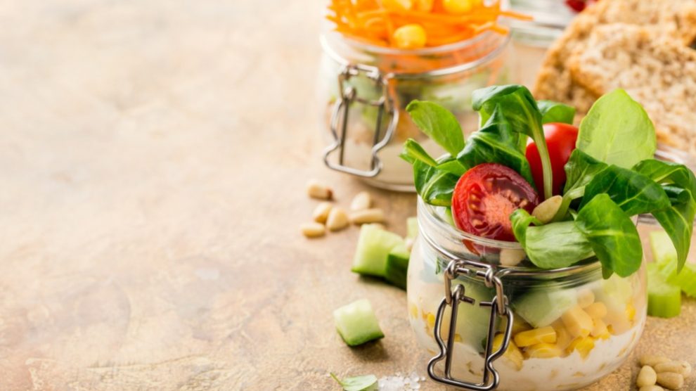 La dieta holandesa, la holandesa aporta mayores carbohidratos y productos lácteos.