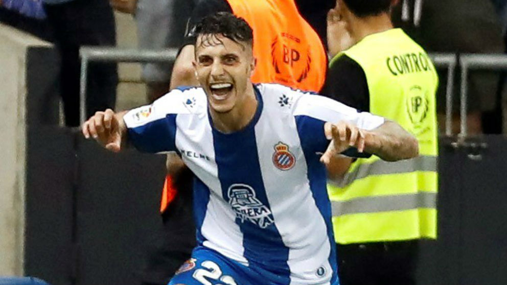 Mario Hermoso celebra un gol. (EFE)