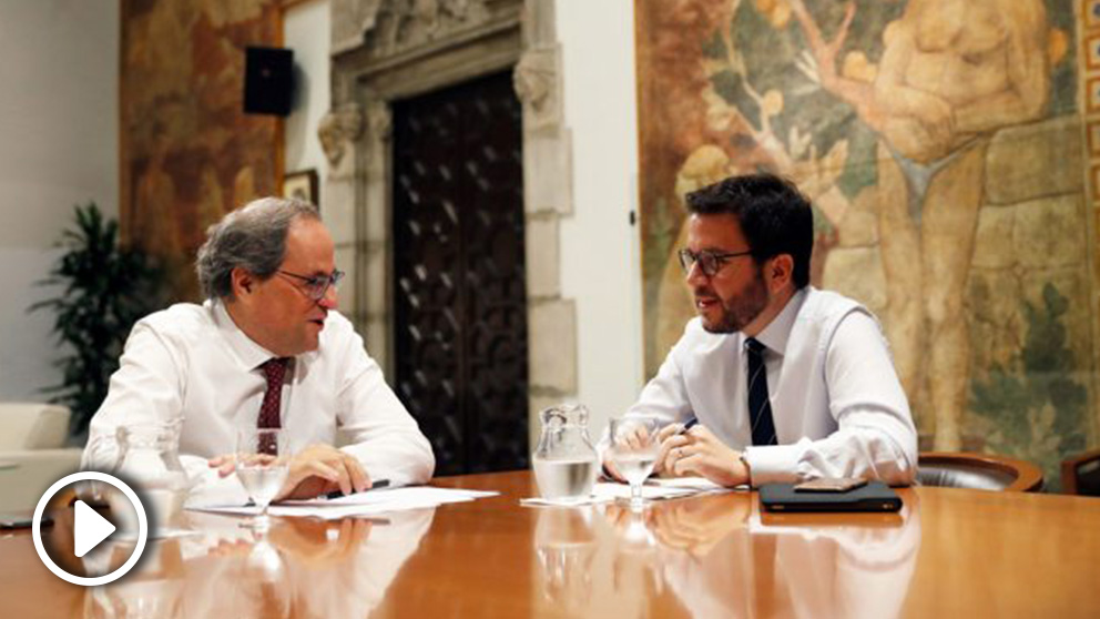 El presidente de la Generalitat de Cataluña, Quim Torra, y su vicepresidente, Pere Aragonès. (Foto: EFE)