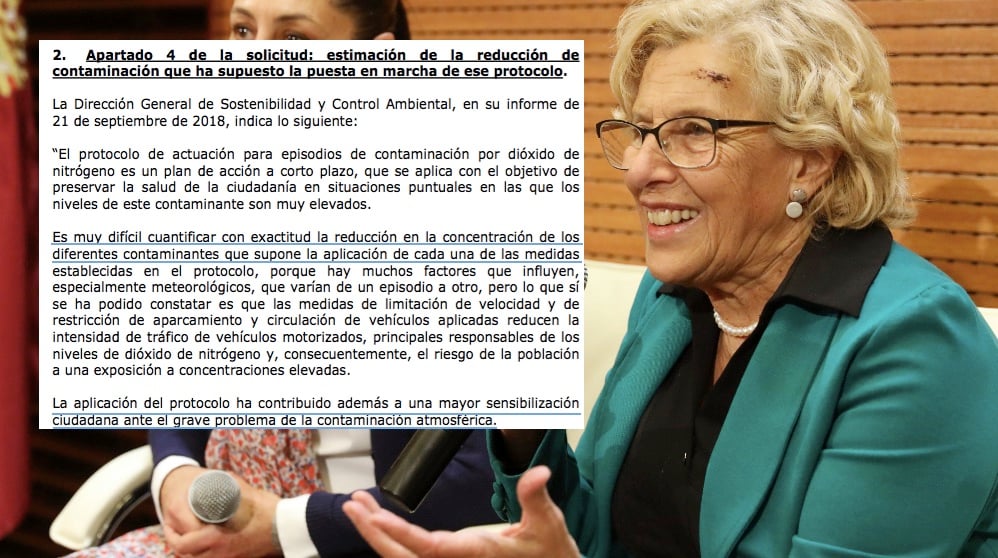 Manuela Carmena y el informe municipal. (Foto. Madrid)