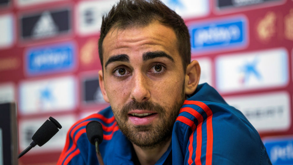 Paco Alcácer comparece ante los medios. (EFE)