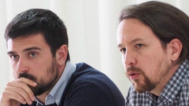 Espinar critica a Iglesias por la nacionalización de Rhodes: «Confunde las instituciones con el patio de su casa» Ramon-espinar-ha-recibido-la-enhorabuena-de-pablo-iglesias-655x368