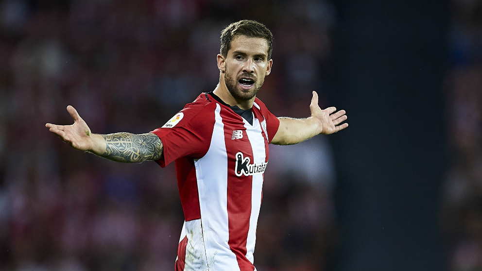 Iñigo Martínez, durante un partido con el Athletic. (Getty)