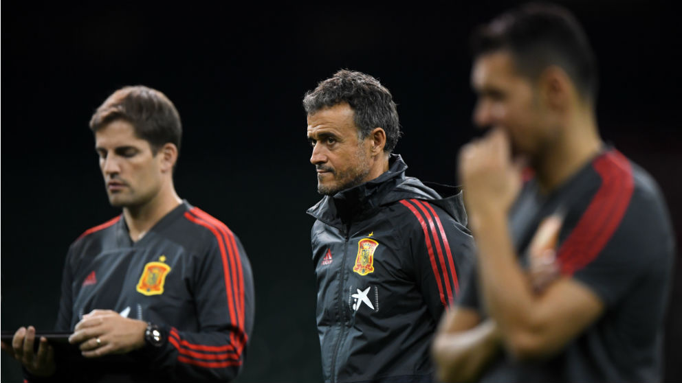 La selección española guardó un minuto de silencio en el entrenamiento en Cardiff por las inundaciones de Mallorca. (Getty)