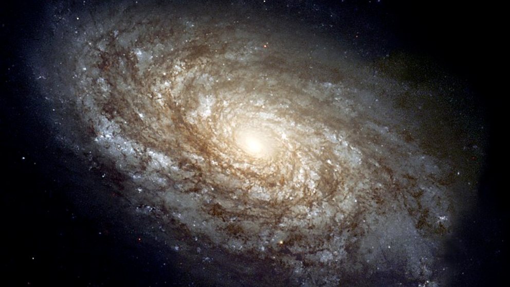 Conoce las FRB que bombardean la Tierra desde una lejana galaxia