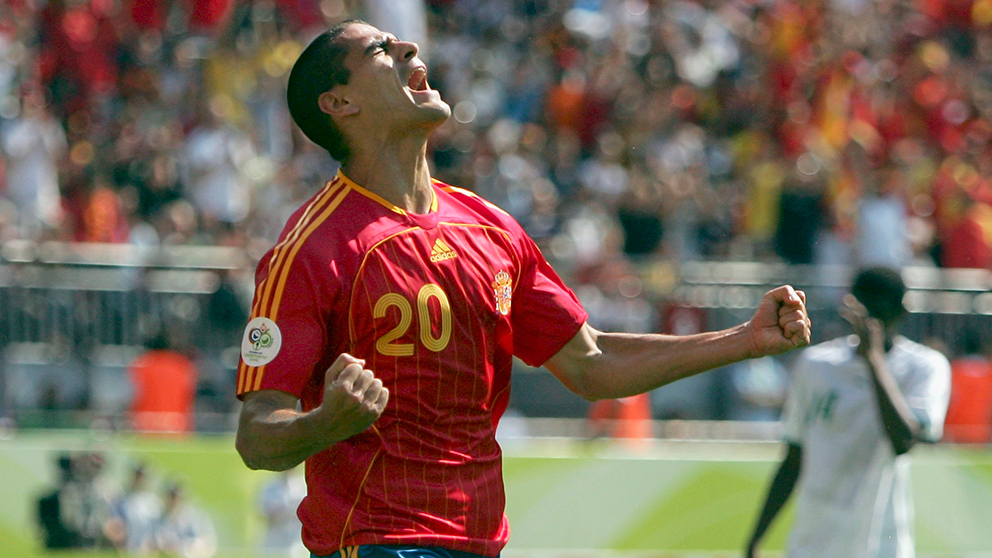 Juanito celebra un gol con la selección española. (Getty)