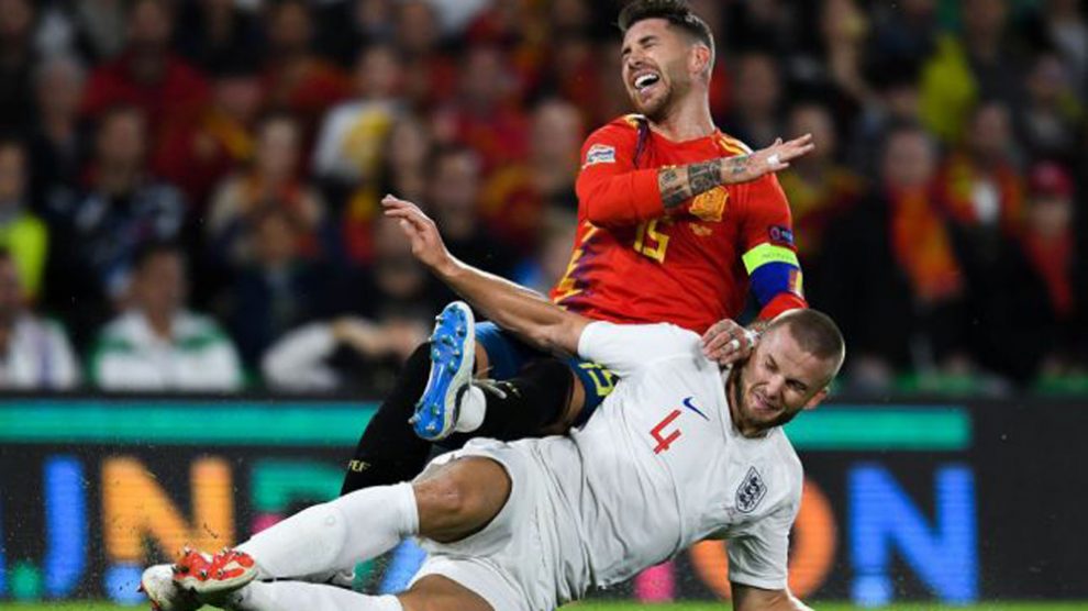 La entrada de Dier sobre Ramos (Metro.co.uk).