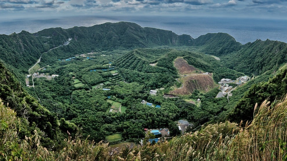 Viaja a la isla de Aogashima en Japón