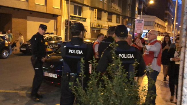 Taxistas valencianos se concentran en Castellón para protestar ante Ximo Puig
