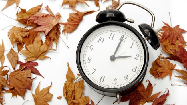 Cambio de hora: El domingo se retrasan los relojes una hora