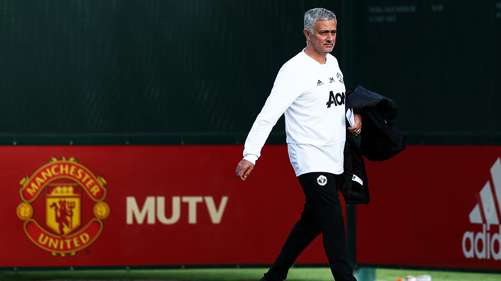 Mourinho en un entrenamiento del United.