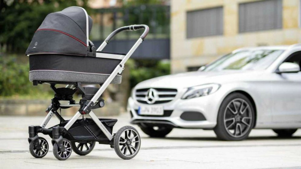 Avantgarde, el primer carrito de bebé de Mercedes-Benz