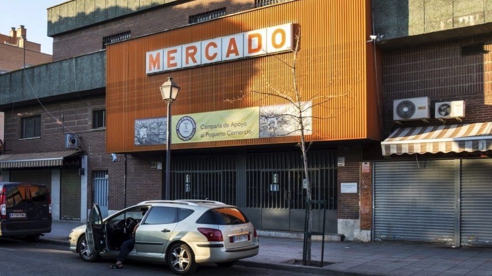 Entrada al mercado de Orcasur.