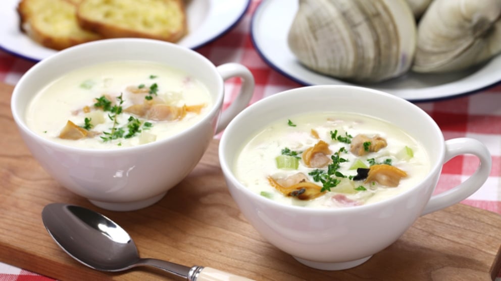 Receta de sopa de cebolla con almejas