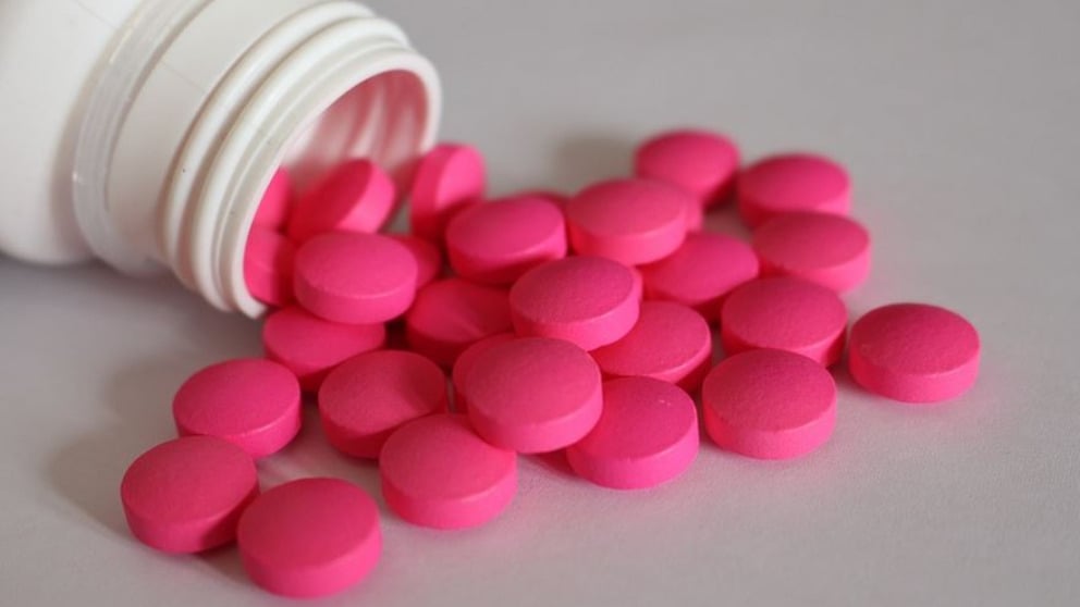 Uno de los medicamentos que más se recetan para reducir los dolores menstruales es el ibuprofeno