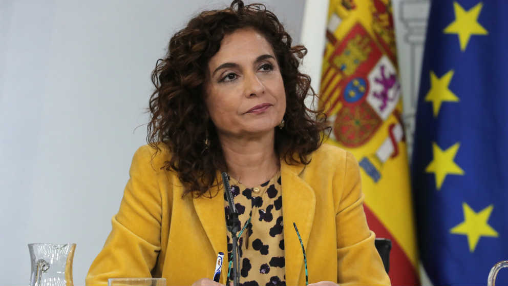 La ministra de Hacienda, María Jesús Montero este jueves en la rueda de prensa tras el Consejo de Ministros