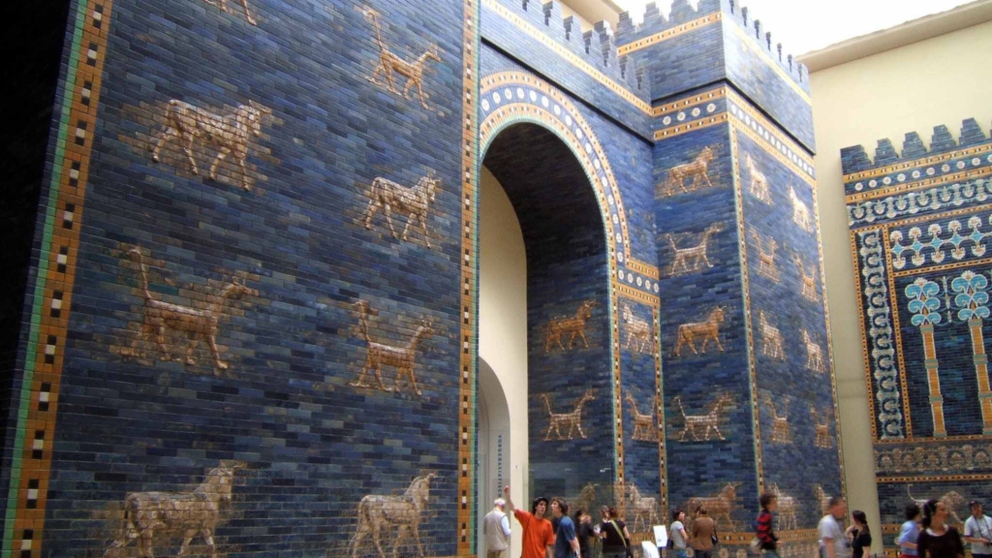 La  reconstrucción de la Puerta de Ishtar