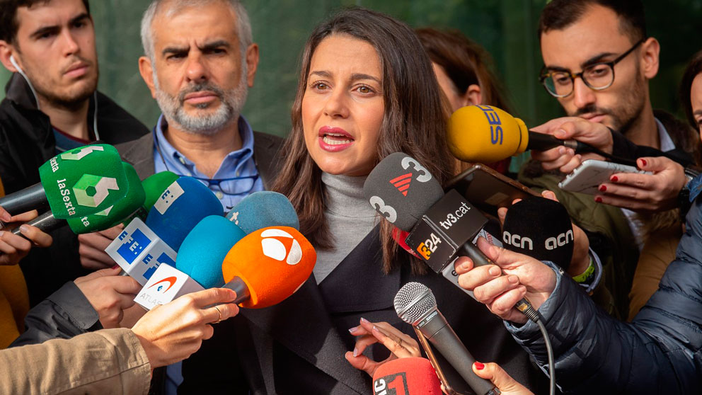Inés Arrimadas ante los medios de comunicación. Foto: Europa Press