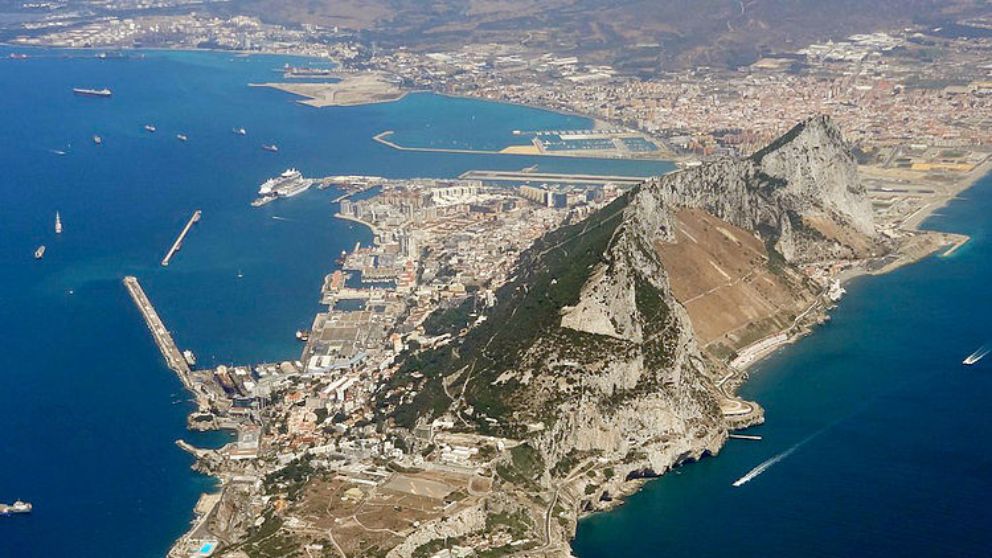 Vista aérea del Peñón de Gibraltar.