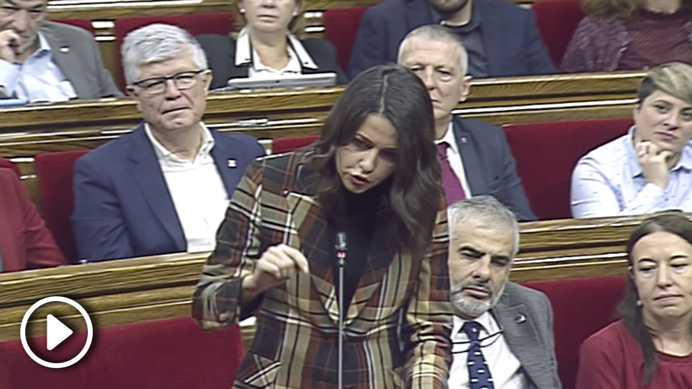 Zasca de Inés Arrimadas a Quim Torra durante el pleno en el Parlament de este miércoles
