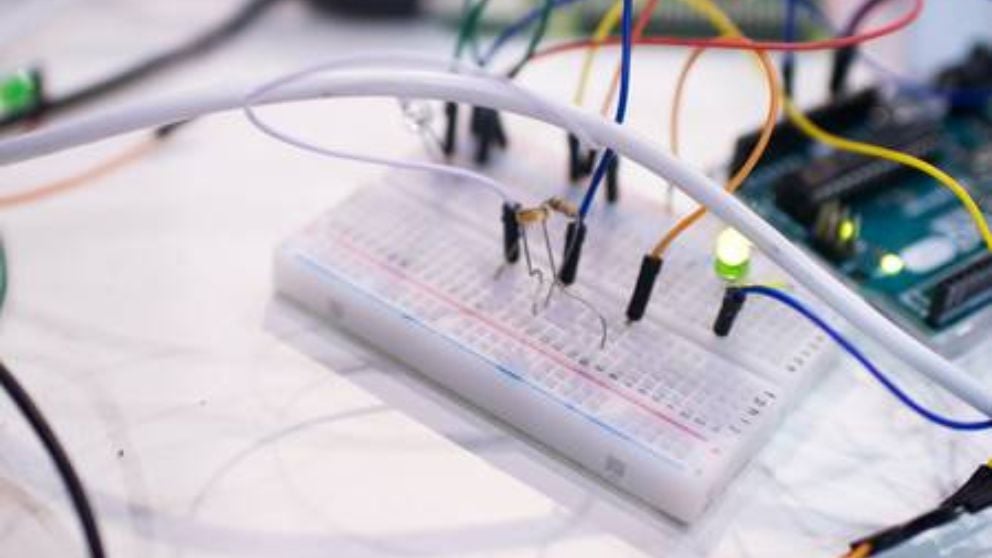 Cmo encender un LED con arduino