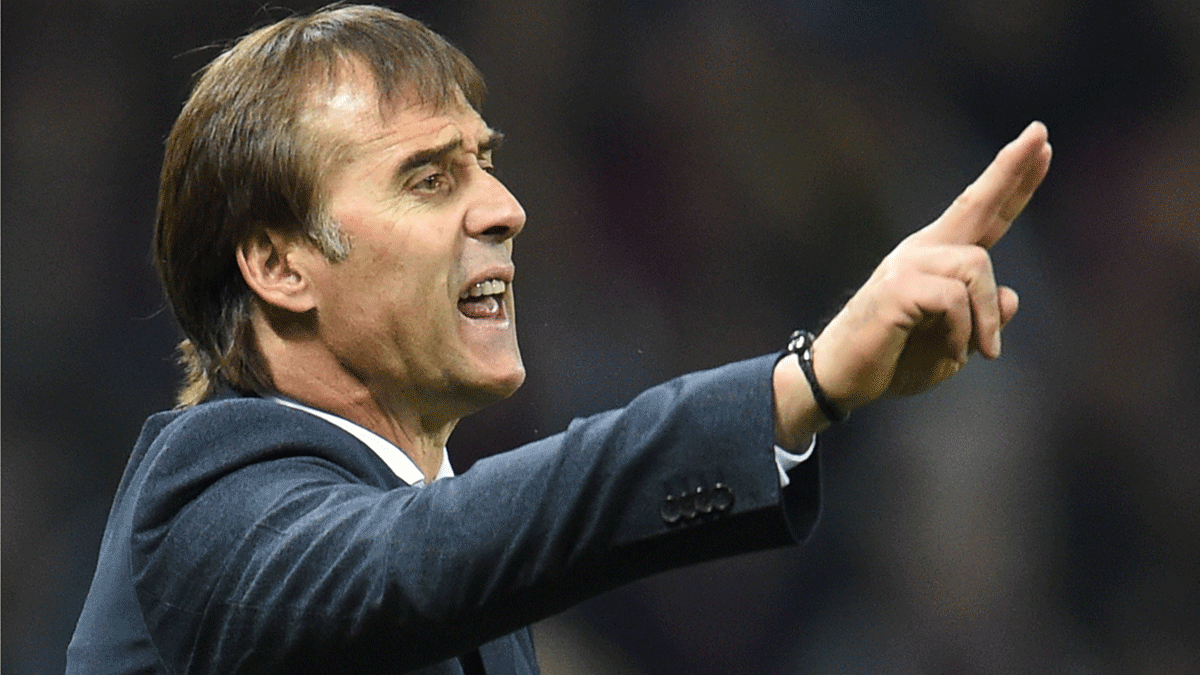 Lopetegui-da-instrucciones-durante-un-partido-con-el-Real-Madrid-en-octubre-(Getty)