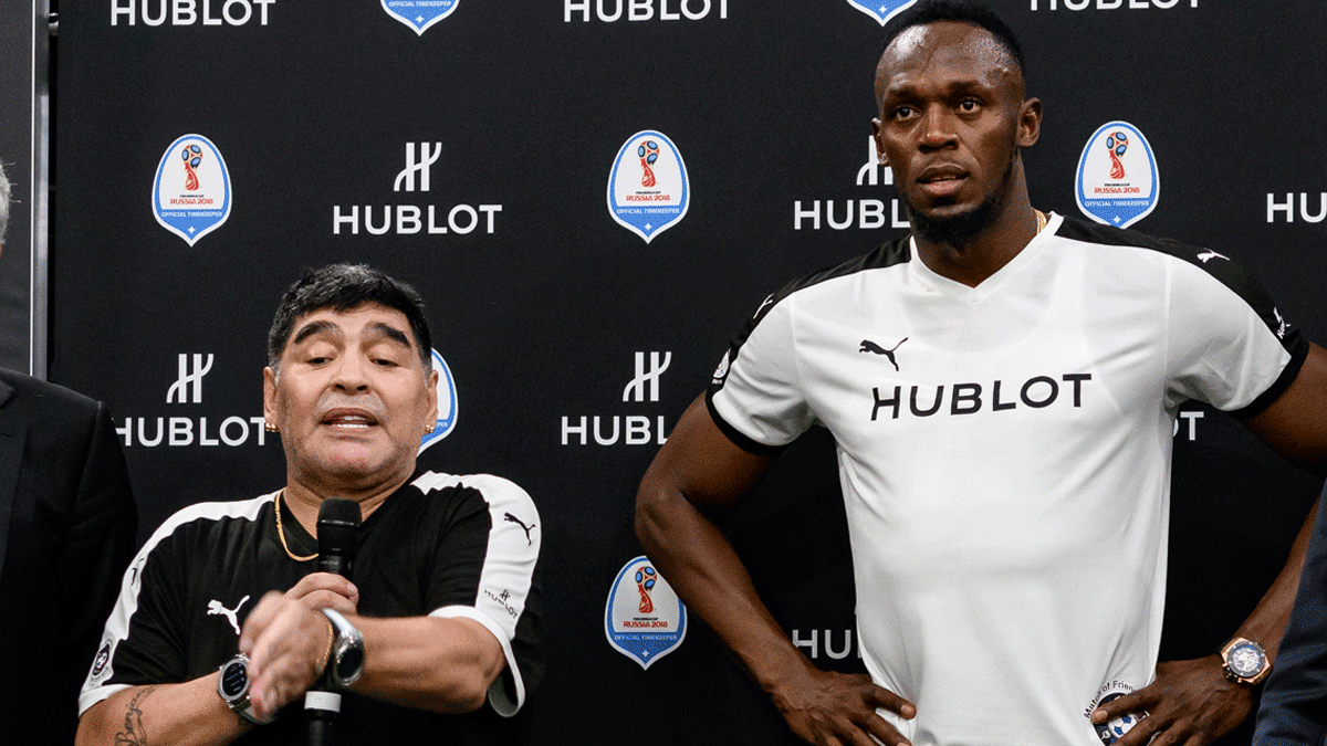 Maradona y Bolt, tras un partido amistoso en marzo. (Getty)