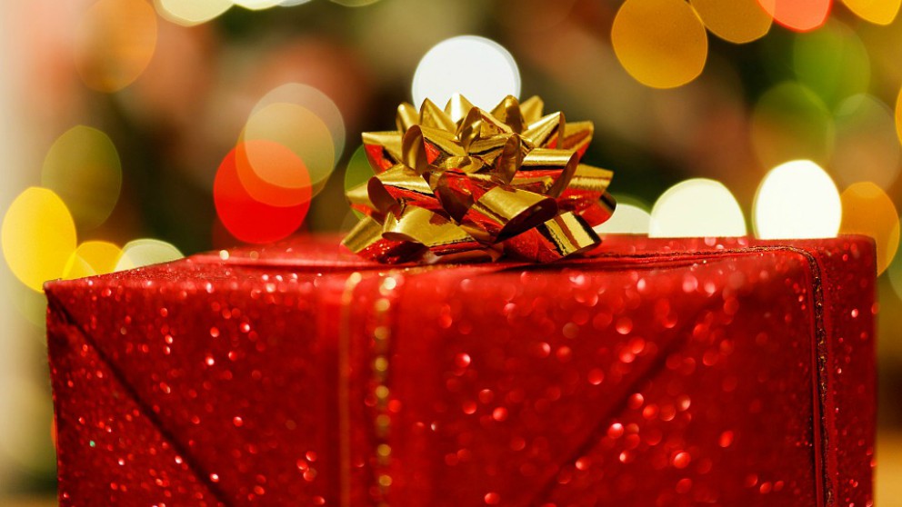 Consejos para ahorrar tiempo y dinero en los regalos navideños de los niños