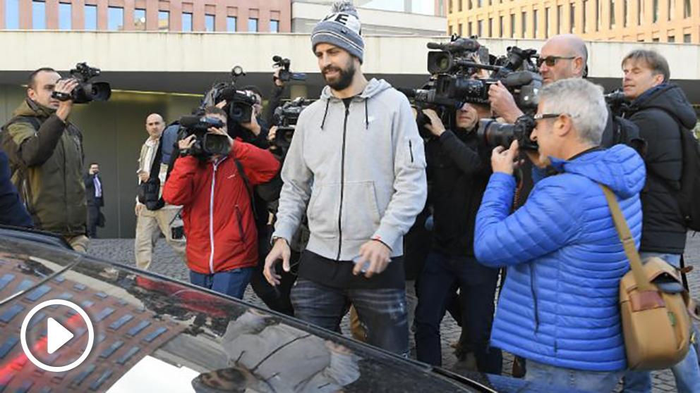 Gerard Piqué, a su salida de los juzgados de Barcelona. (AFP)