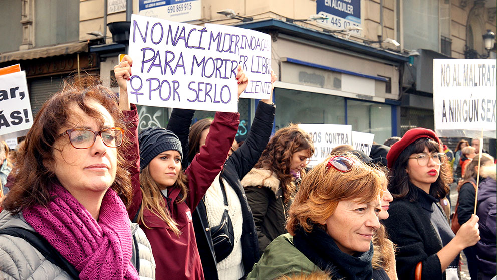 Manifestación contra la «violencia de género». (Foto: Enrique Falcón)