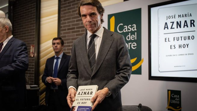 Aznar advierte de que las próximas generales marcarán «si el orden constitucional sigue o desaparece»