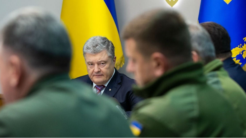 Petro Poroshenko, en una reunión con militares. Foto: Europa Press