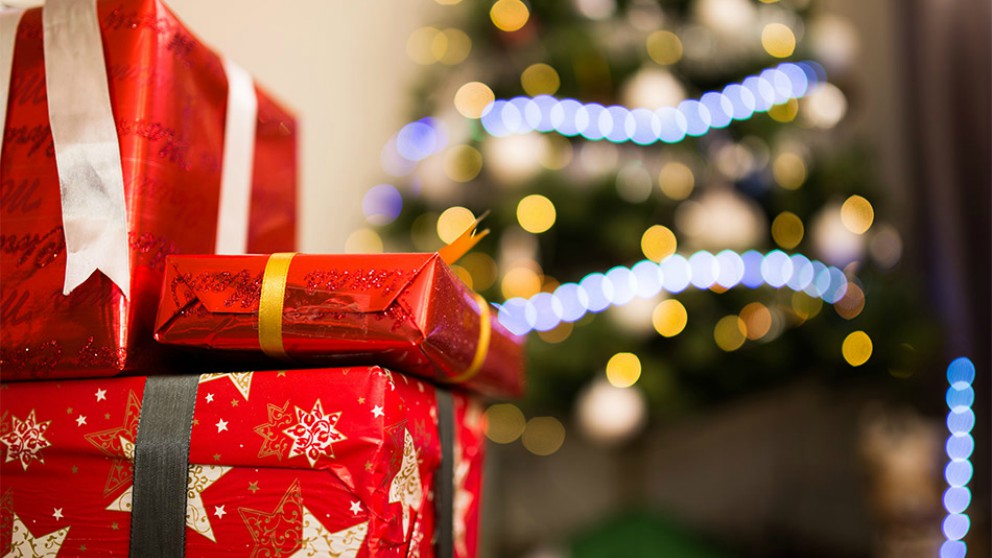¿Cuántos regalos deben recibir los niños por Navidad"