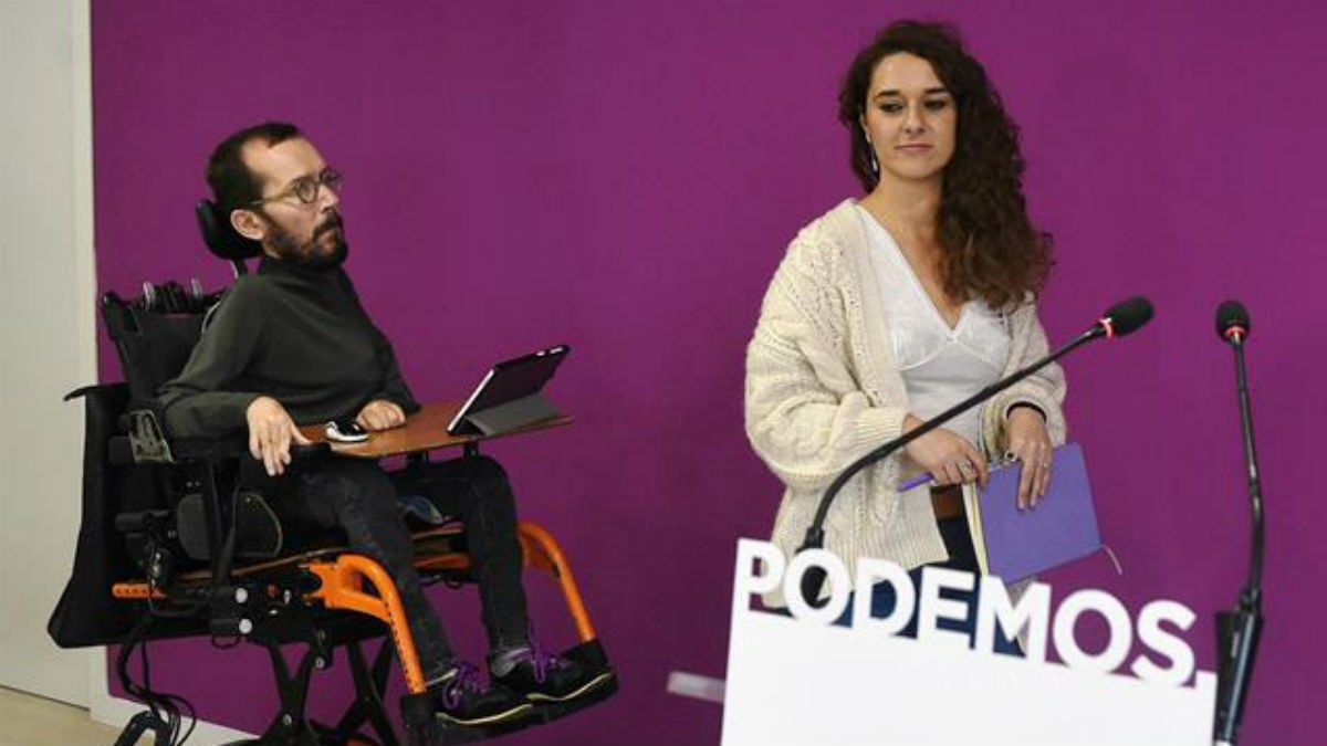 Pablo Echenique junto a Noelia Vera este martes (EFE).