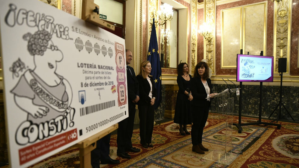 Décimo de lotería nacional homenaje a los 40 años de la Constitución española. Foto: Europa Press