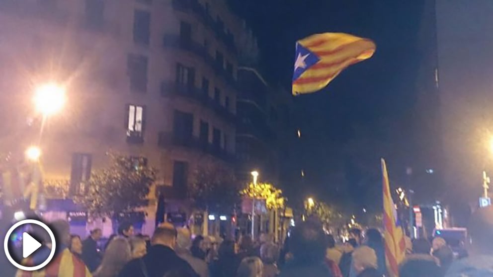manifestantes-golpistas-cdr-barcelona-delegacion-655×368 copia
