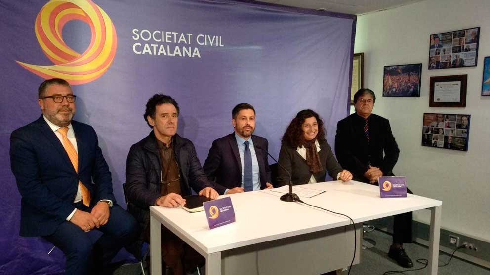 José Rosiñol, presidente de Sociedad Civil Catalana, durante una rueda de prensa. Foto: Europa Press