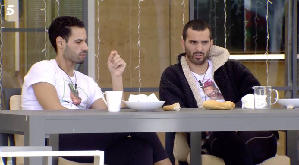 Suso cuenta a Asraf lo que le susurró Aurah al oído en ‘GH VIP 2018’