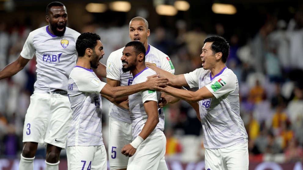 Los jugadores del Al Ain celebran un gol. (AFP)