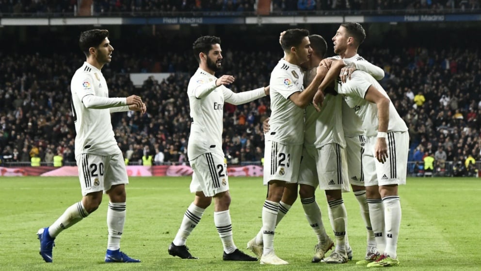 La plantilla del Real Madrid celebra un gol, en el Bernabéu (AFP).