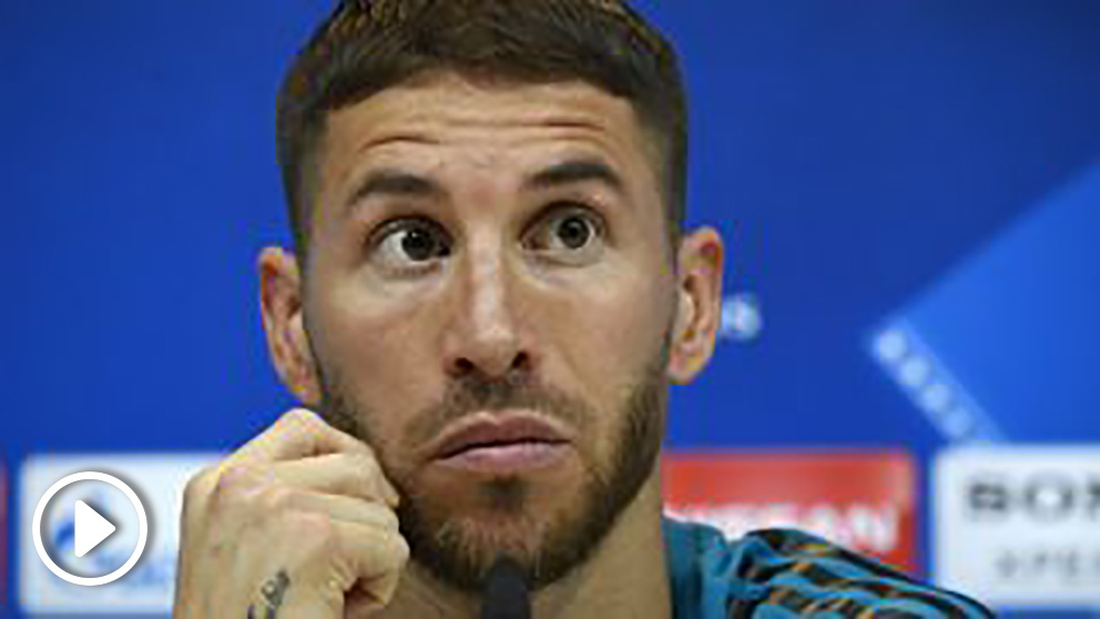 Ramos, durante una rueda de prensa con el Real Madrid. (AFP)